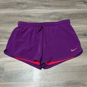 Nike Women's Large Shorts Purple Double Layered Lined Activewear Running Workout